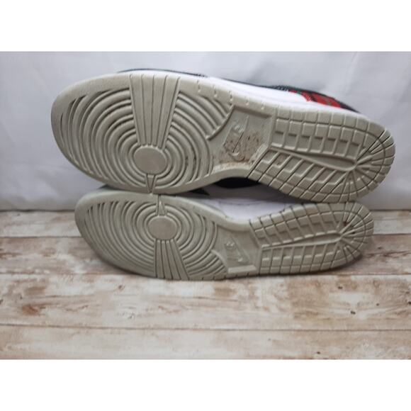 NIKE DUNK LOW "Tartan Plaid" RETRO PRM MENS SIZE 10 DV0827-100 - Picture 3 of 16